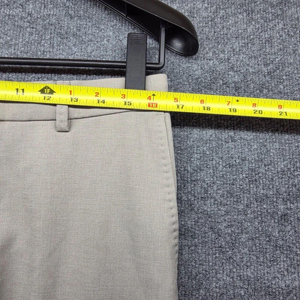 Peter Millar Men's Classic Fit Flat Front Chino Dress Pants Tan Size 33‎ EB50